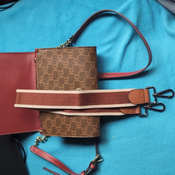 Karl Lagerfeld crossbody purse - Picture 11 of 11